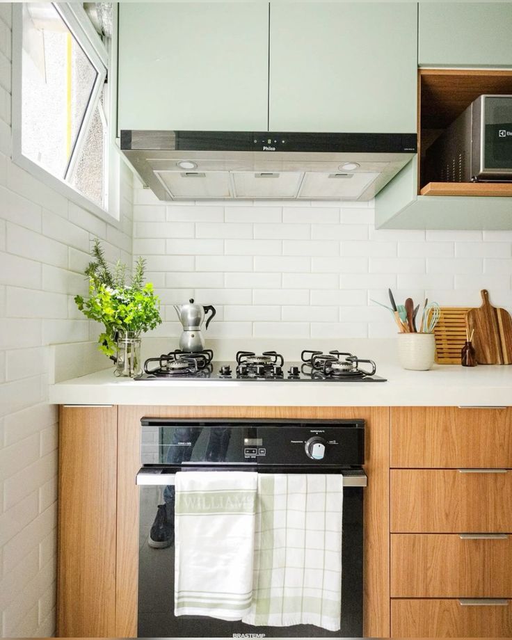 Coifa embutida no armario aréu na marcenaria