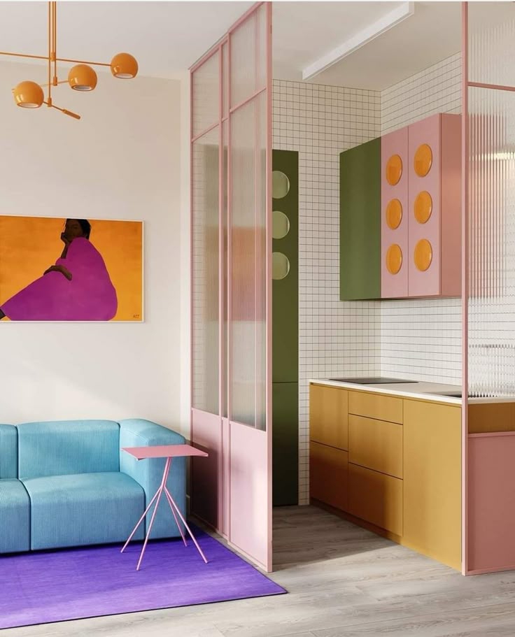 Cores neon como roxo, verde-agua, salmão, mostarda e verde amazonia